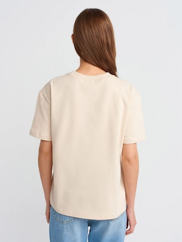 Dilvin Shirt in Beige