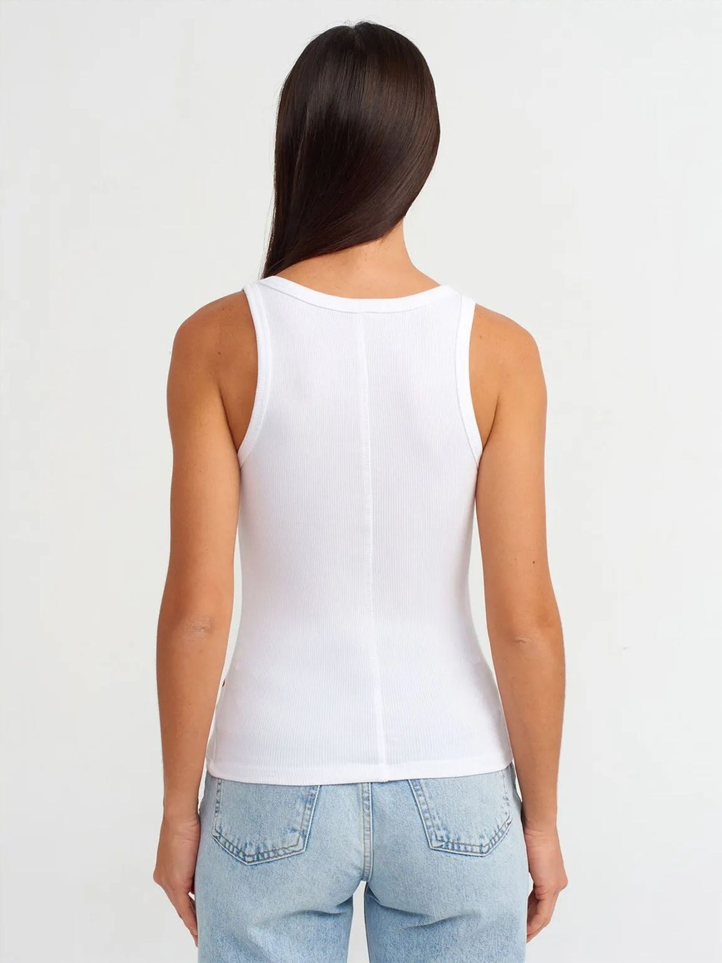 Top di Dilvin in bianco
