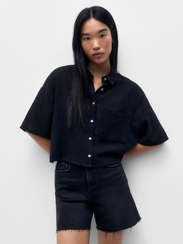 Pull&Bear Blouse in Black: front