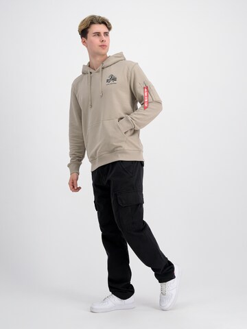 ALPHA INDUSTRIES Sweatshirt in Beige