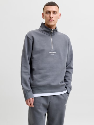 JACK & JONES Majica 'JJESoho' | siva barva: sprednja stran