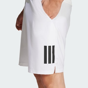 Regular Pantalon de sport 'Club' ADIDAS PERFORMANCE en blanc