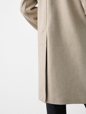 Bershka Tussenmantel in Beige