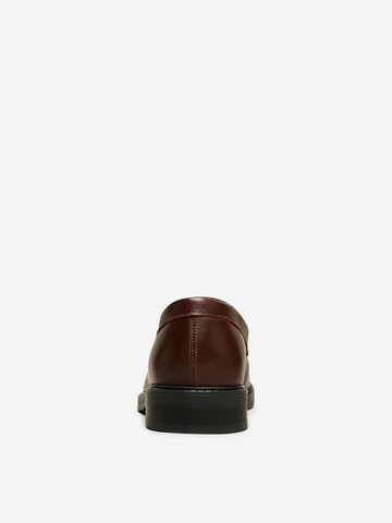 SELECTED HOMME Slip-ons in Brown