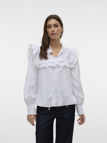 VERO MODA Blouse 'VMSTINE' in White: front