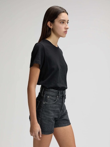 Lee Shirt 'Perfect'‌‌‌‌‌‌‌‌‌‌ in Schwarz