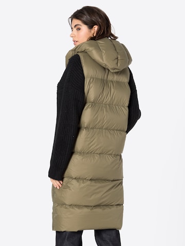 Gilet di JNBY in verde