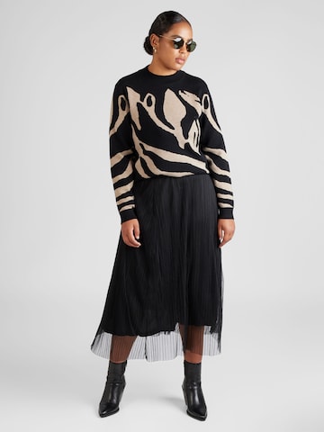 Object Curve Sweater 'RAY' in Black