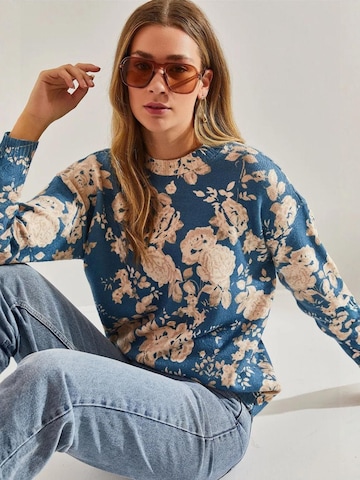 Pull-over 'Pullover' Bianco Lucci en mélange de couleurs : devant