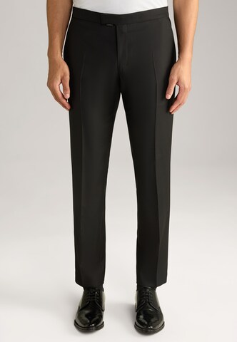 Coupe slim Pantalon à plis 'Bask' JOOP! en noir : devant