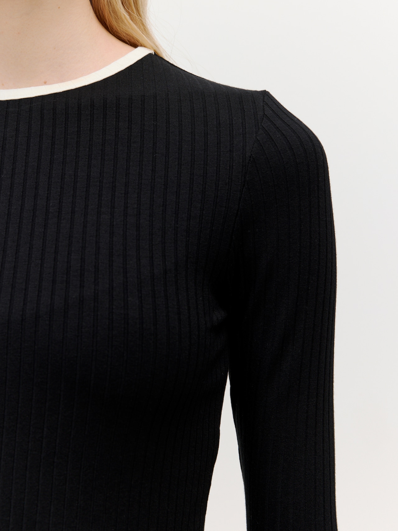 EDITED Produkte Shirt 'Ginger' schwarz