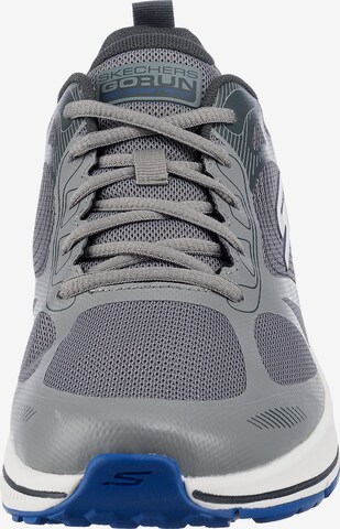 SKECHERS Sportschuh in Grau