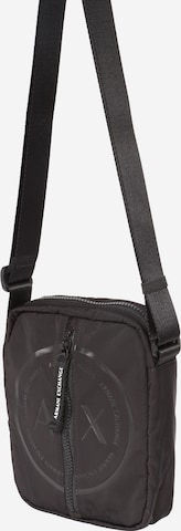 ARMANI EXCHANGE Skuldertaske i sort