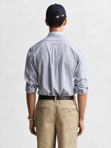 Coupe regular Chemise GANT en bleu