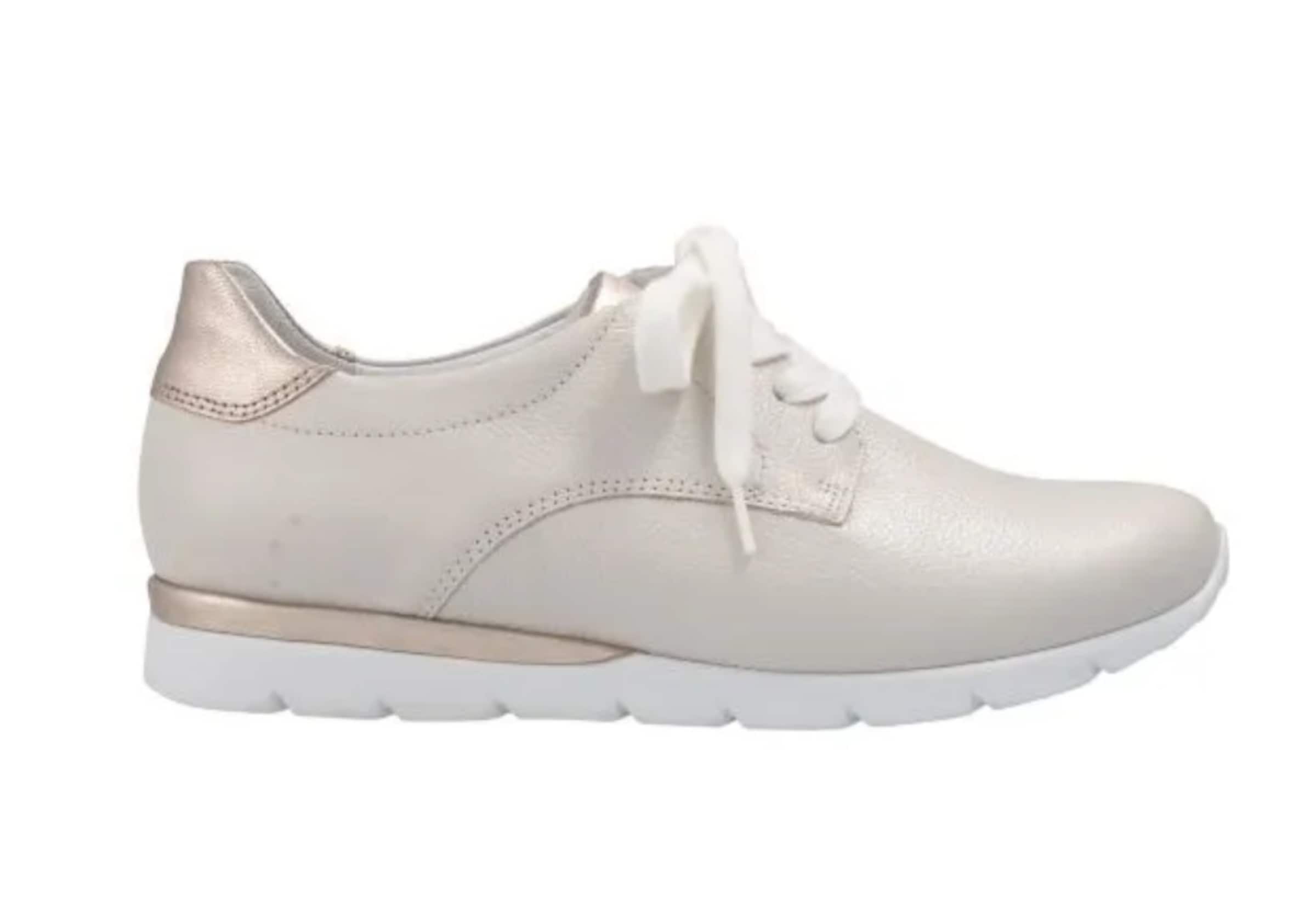 SEMLER Lace-up shoe in White