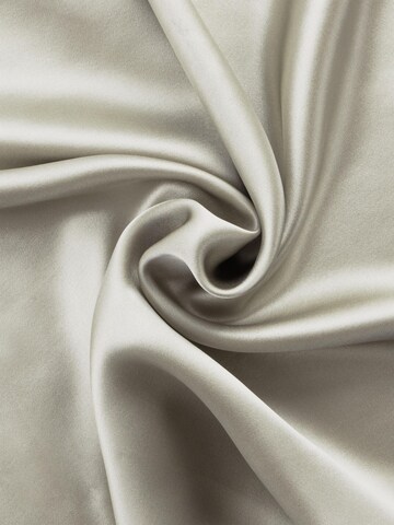 Aspero Pillow in Brown