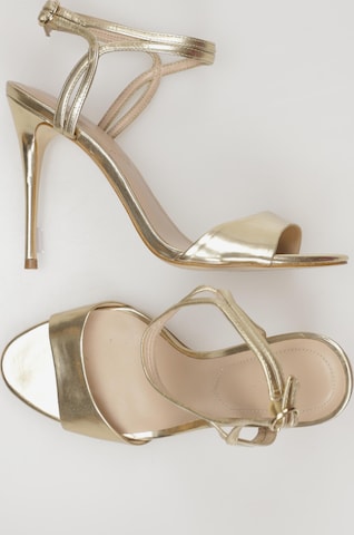 ALDO Sandals & High-Heeled Sandals in 38,5 in Gold: front