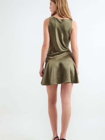 BALMOHK Kleid in Grün