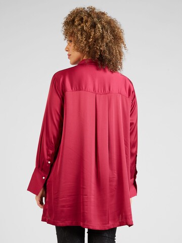 ONLY Carmakoma - Blusa 'CARHANNABELL' em vermelho