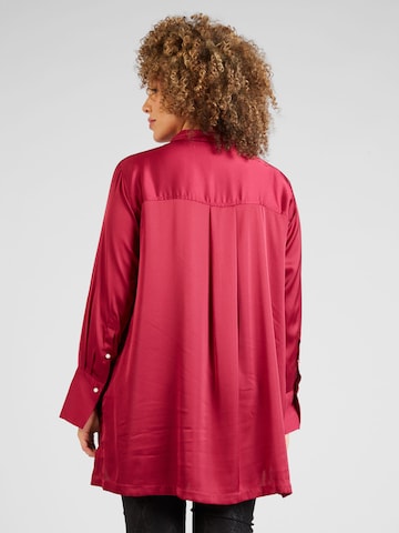 Camicia da donna 'CARHANNABELL' di ONLY Carmakoma in rosso