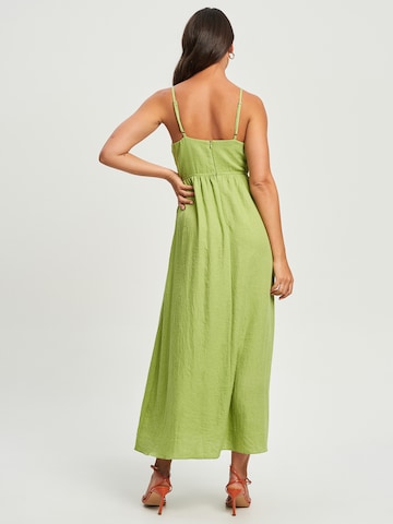 Sável Φόρεμα σε πράσινο: πίσω