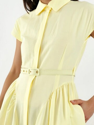 Busem Dress 'Midi' in Yellow