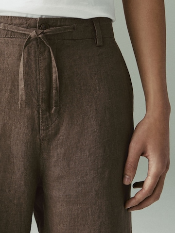NextLoosefit Chino hlače - smeđa boja