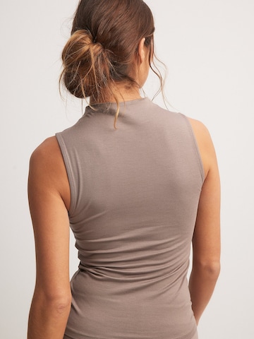 NA-KD Top in Brown