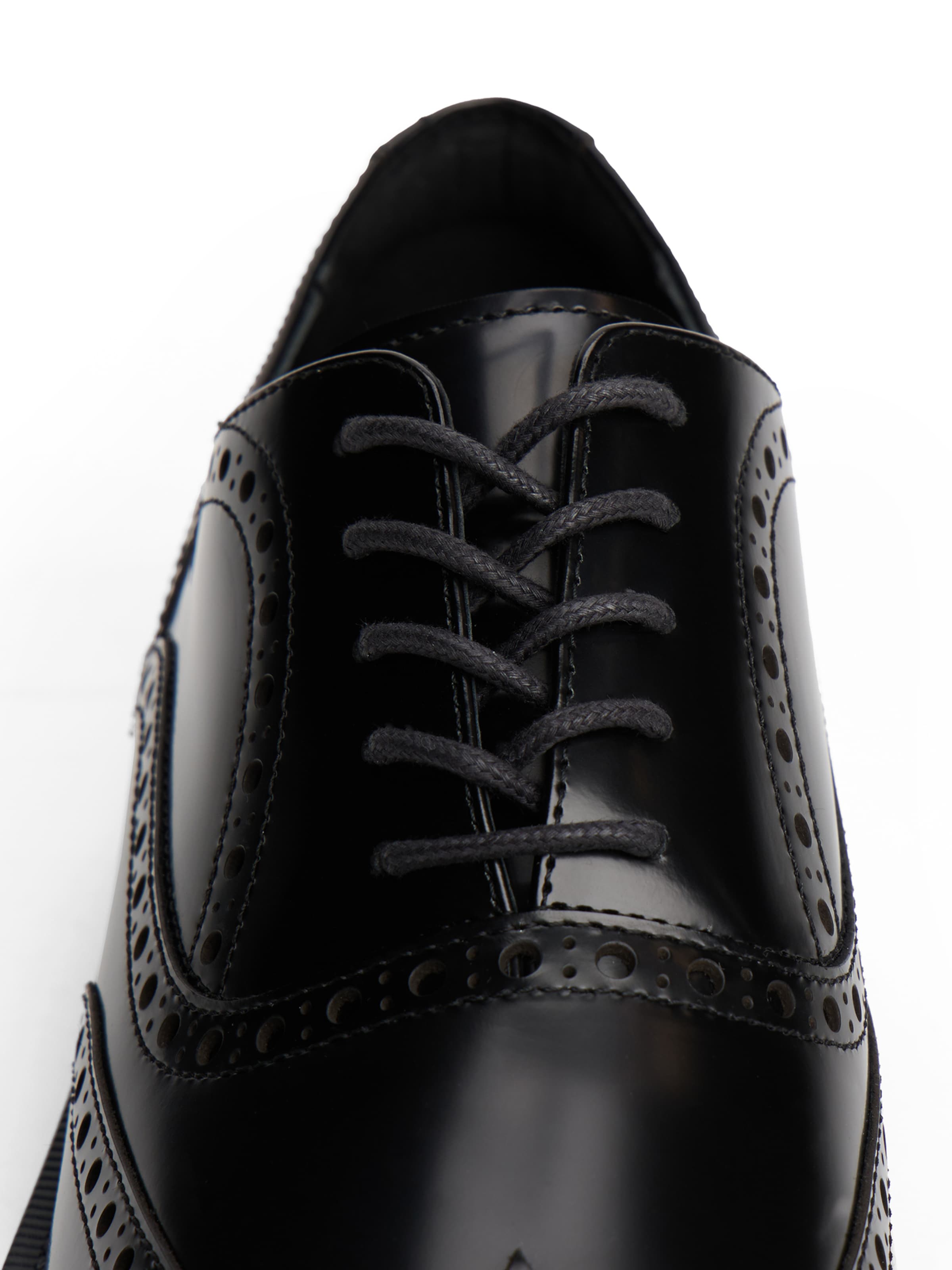 TOMMY HILFIGER Обувь на шнуровке в Черный