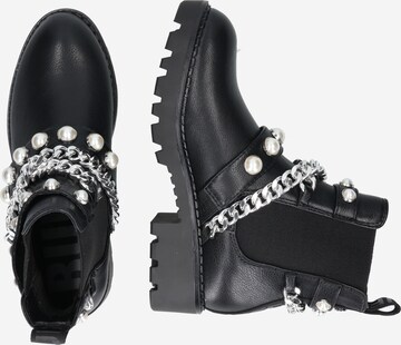 Boots chelsea di BUFFALO in nero