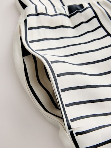 Wide leg Pantaloni di Next in bianco