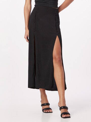 TOPSHOP Skirt in Black: front