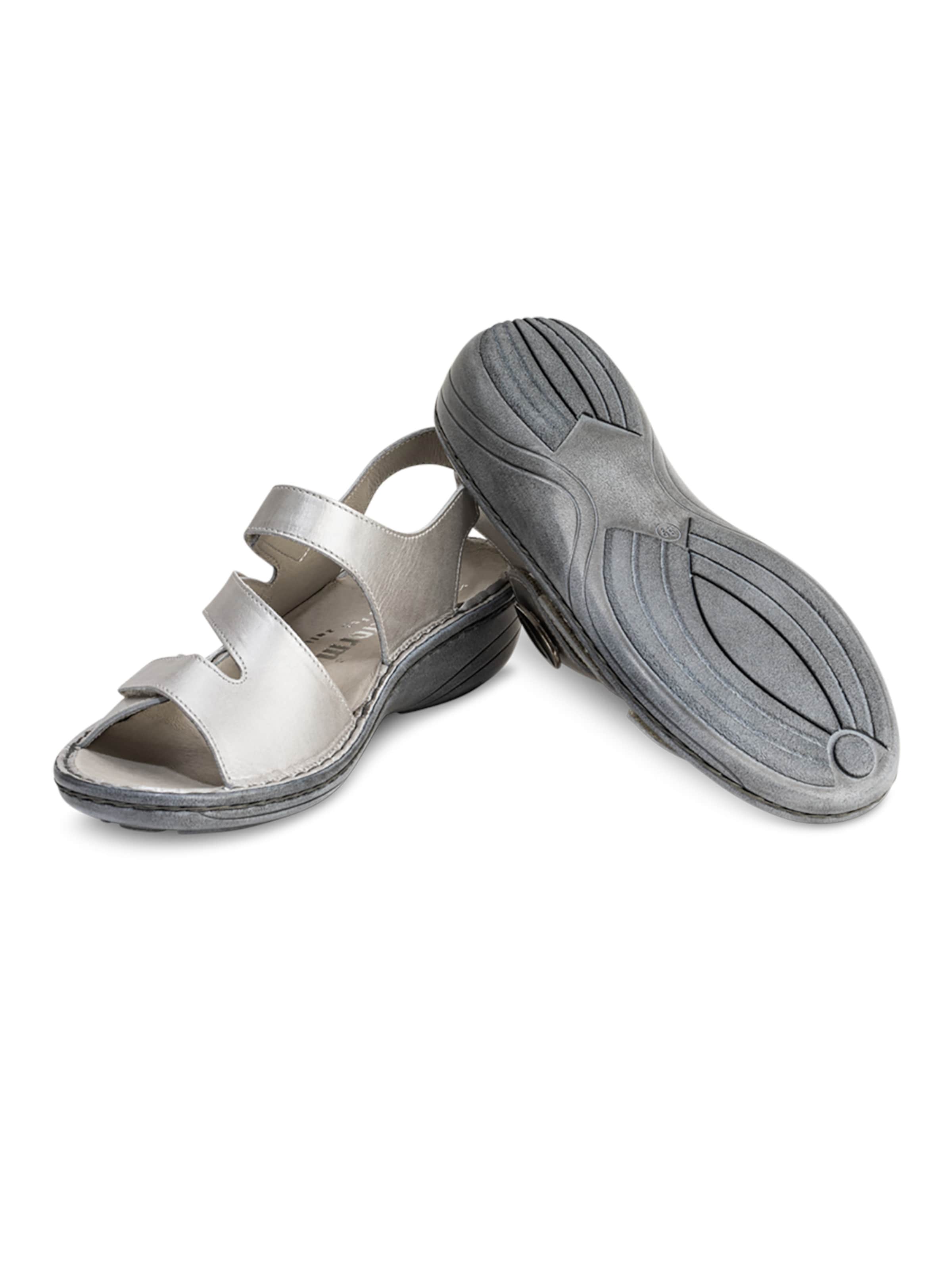 VITAFORM Strap sandal in White