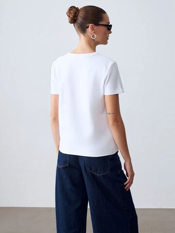 Dilvin T-Shirts in Weiß