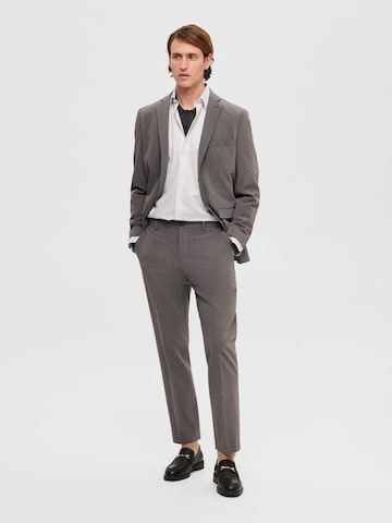 SELECTED HOMME Slim fit Pleated Pants 'Liam' in Grey