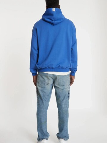YSPT Studio Sweatshirt 'LIMITLESS'‌‌‌ in Blau