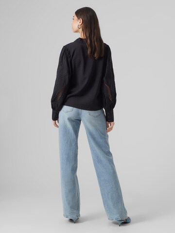 VERO MODA Blus 'Osla' i svart