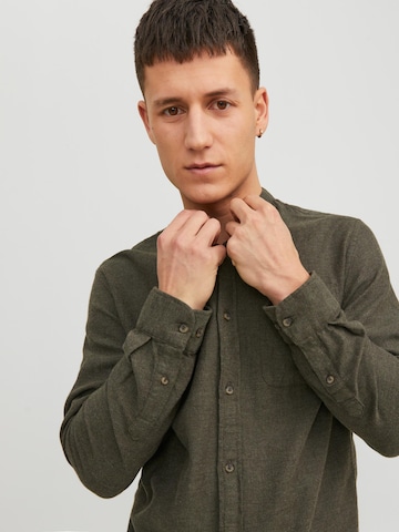 JACK & JONES Comfort fit Button Up Shirt 'Band' in Green