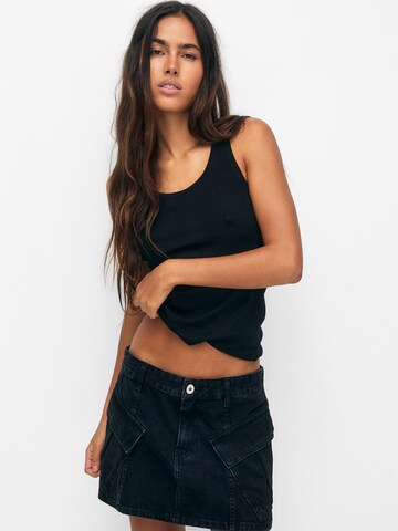 Pull&Bear Skirt in Black: front