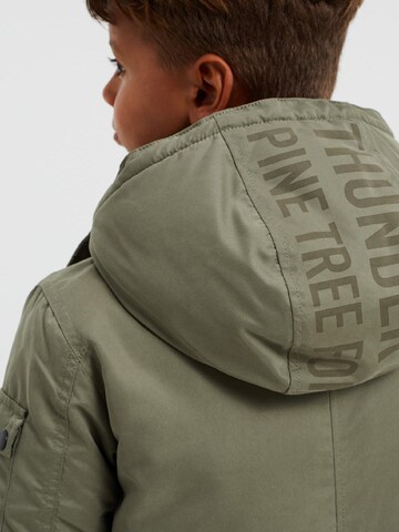 WE Fashion - Chaqueta de entretiempo 'Jongens' en verde