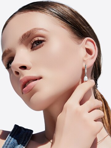 Victoria Hyde Earrings 'Selegne' in Silver: front