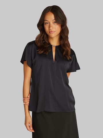 Calvin Klein Blouse in Black: front