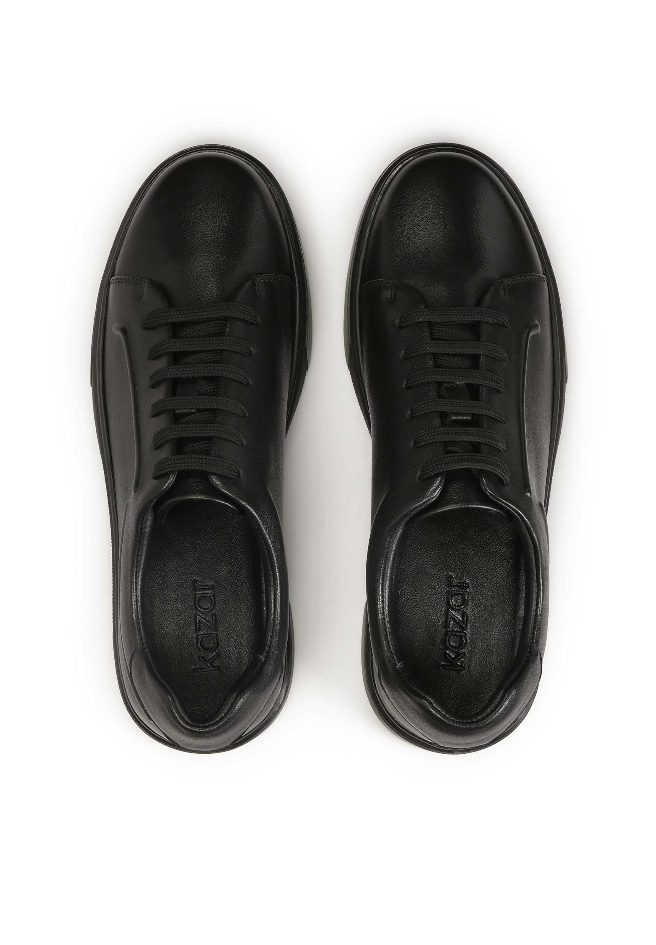 Kazar Trampki niskie w kolorze czarny