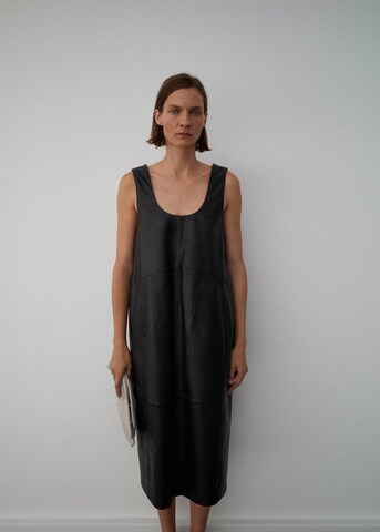 MANGO Kleid 'Venus' in Schwarz: Vorderseite