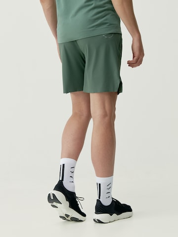 Regular Pantalon de sport ' Orinoco ' Born Living Yoga en vert