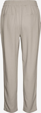 Tapered Pantaloni 'JESMILO' di VERO MODA in grigio