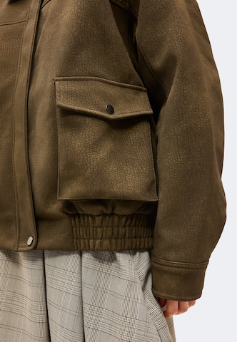 TOPSHOP - Chaqueta de entretiempo 'TILDE' en marrón