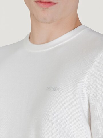 GUESS - Jersey 'KARIM' en blanco