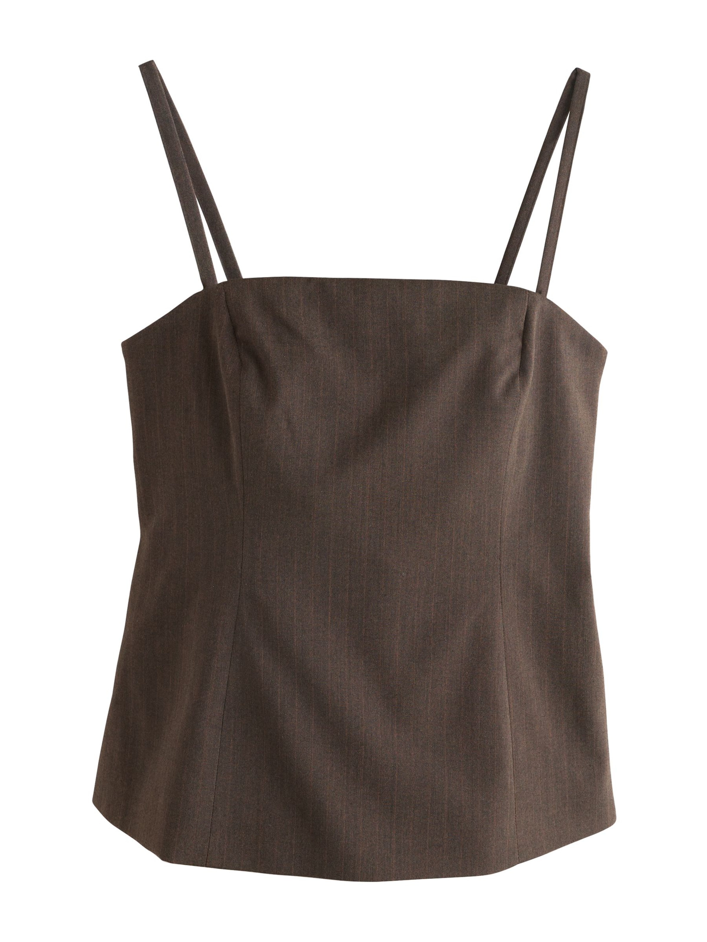 Next Top in XS in Chocolate, Item view