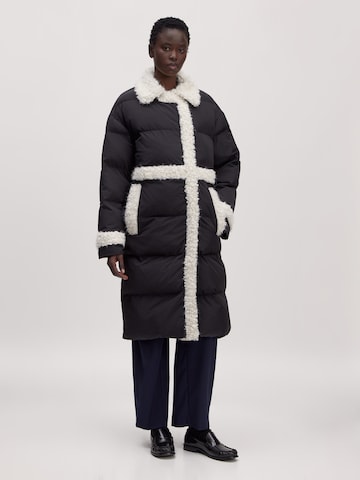 EDITED Зимно палто 'Ellie' в черно: отпред